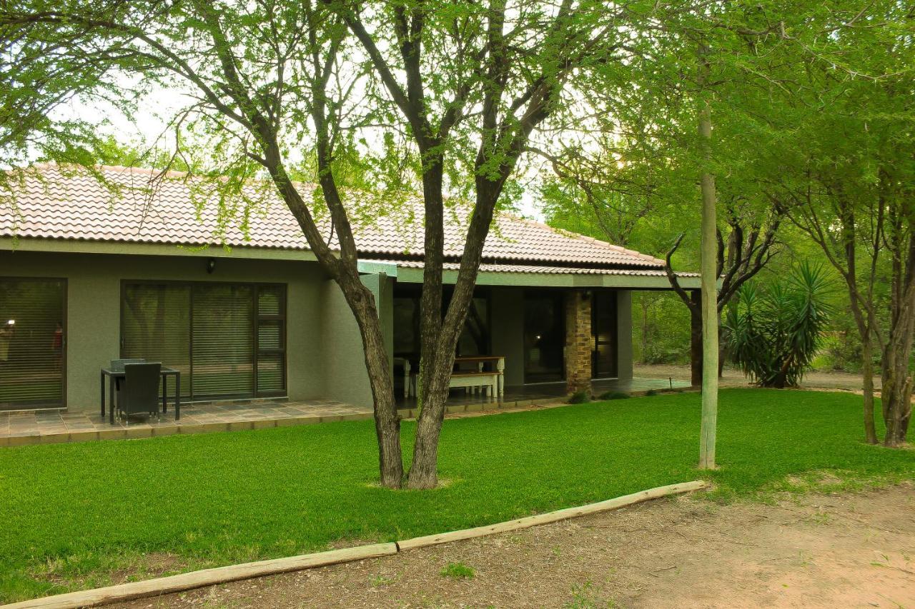 Rip Van Winkel Guest House Lephalale Экстерьер фото